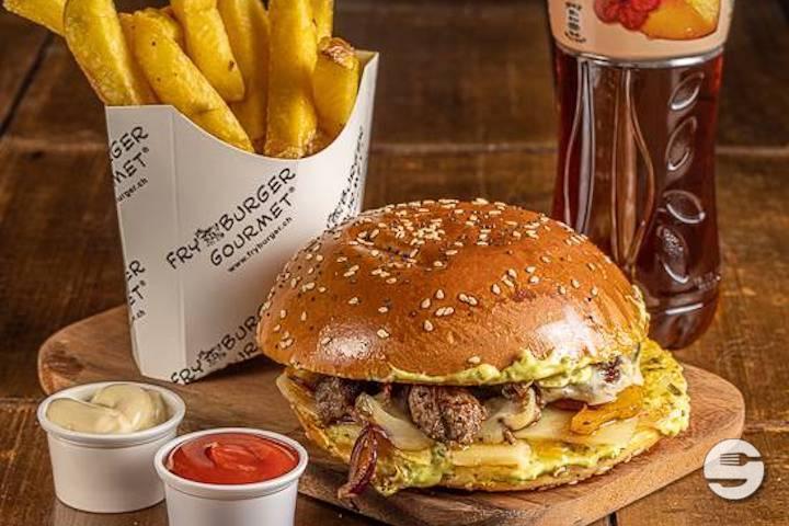 Hot and Spicy Burger - Fry Burger Gourmet