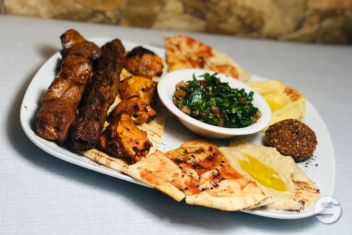 Assiette Grillade mixte - Les Cèdres du Liban