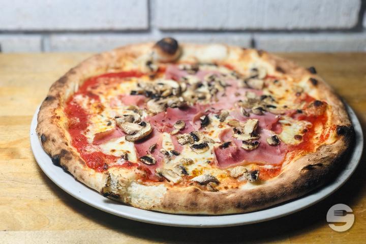 Pizza Buona - Piatto D'Oro