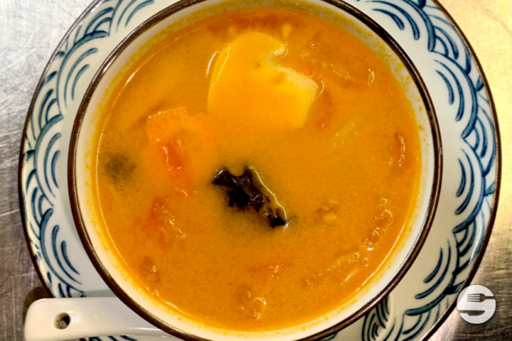 3. Tom Yam Soup Thai - Yakito