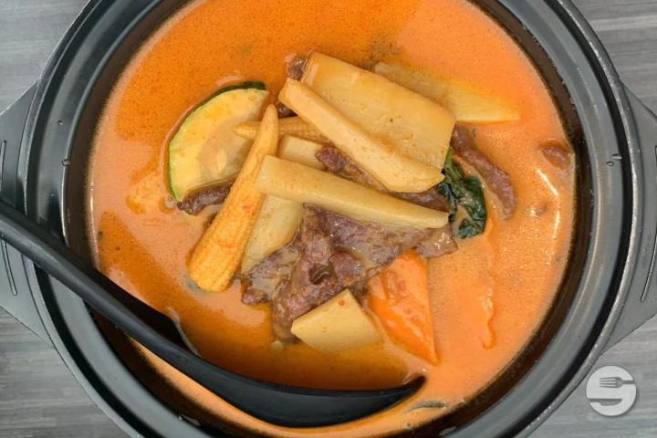 83. Red Curry Beef - Yakito