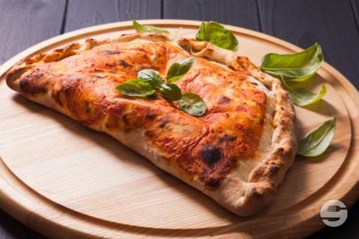 Pizza Calzone - Pizza Délice Kebab