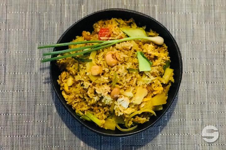 24. Pineapple Fried Rice - Thaï Break