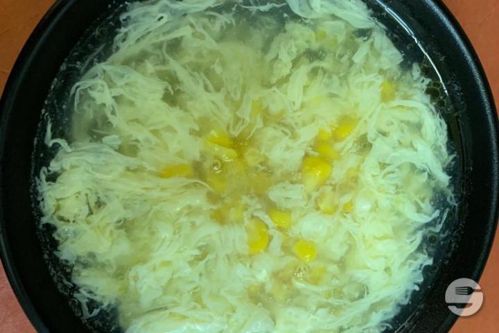 Corn soup with chicken meat - Echt KungFu