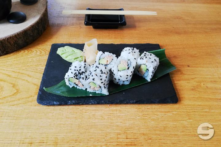 California Cooked Tuna Avocado - Sushi Place