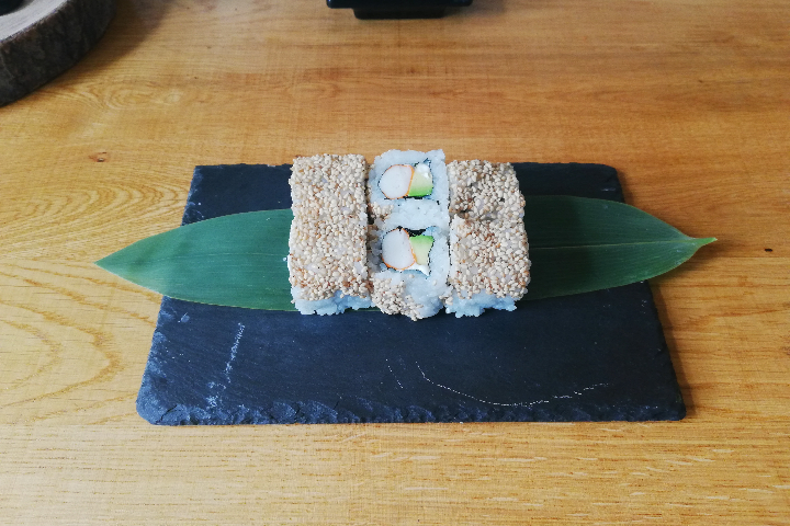 California Surimi Avocado - Sushi Place