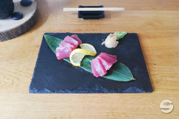 Sashimi Tuna - Sushi Place