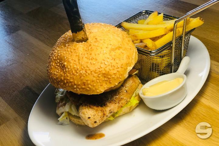 Grill House Burger - Restaurant de la Piscine d'Onex