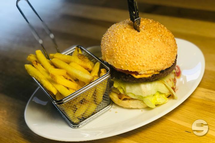 Swiss Burger - Restaurant de la Piscine d'Onex