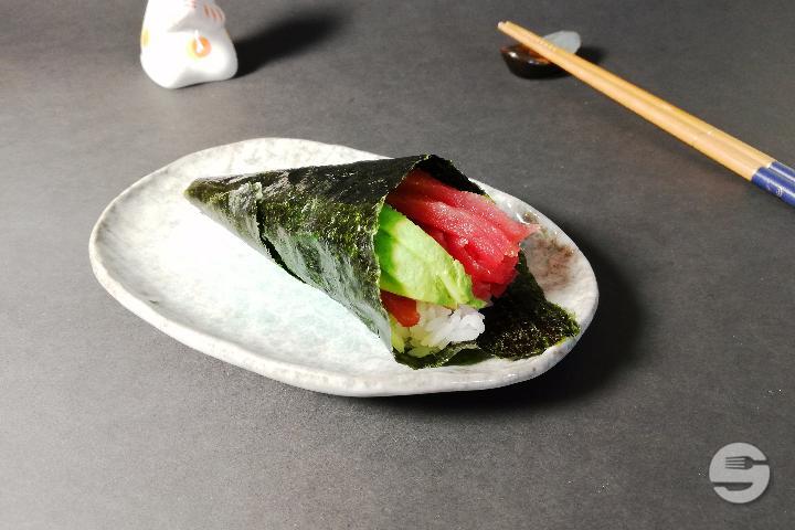 Temaki Maguro Avocado - UME