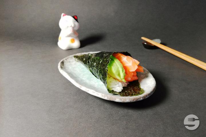 Temaki Sake Avocado - UME