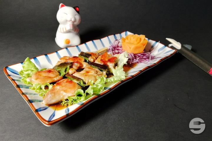 12 Yakitori - UME