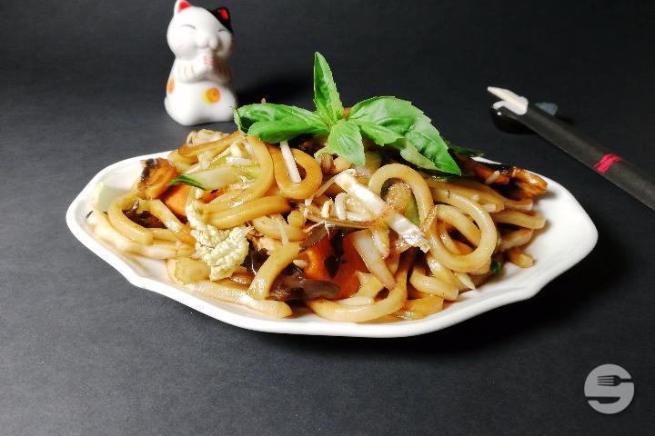 73 Udon Sautées au Poulet - UME