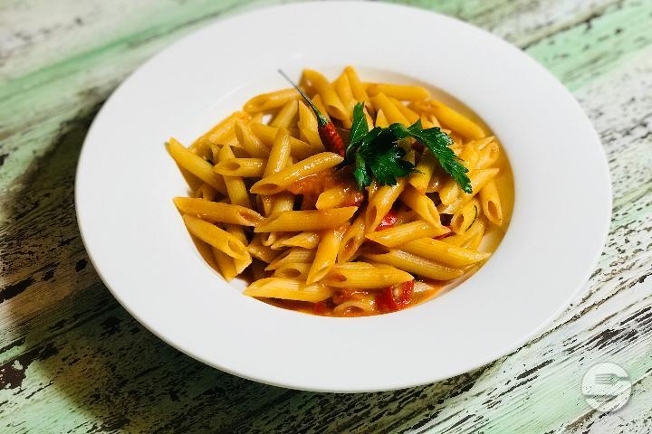 Penne all'arrabbiata - Boccalino