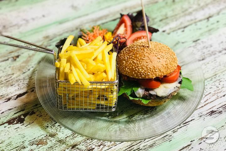 Il burger italiano - Boccalino