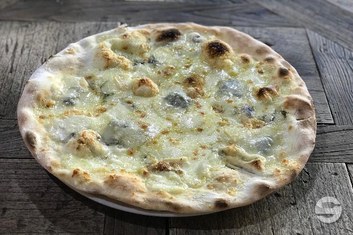 Quattro Formaggi - Piazza