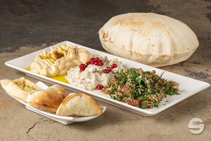 Selection of mezzeh (Small) - Restaurant Le Figuier