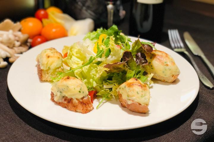Salade de chèvre chaud - Le Loup Blanc