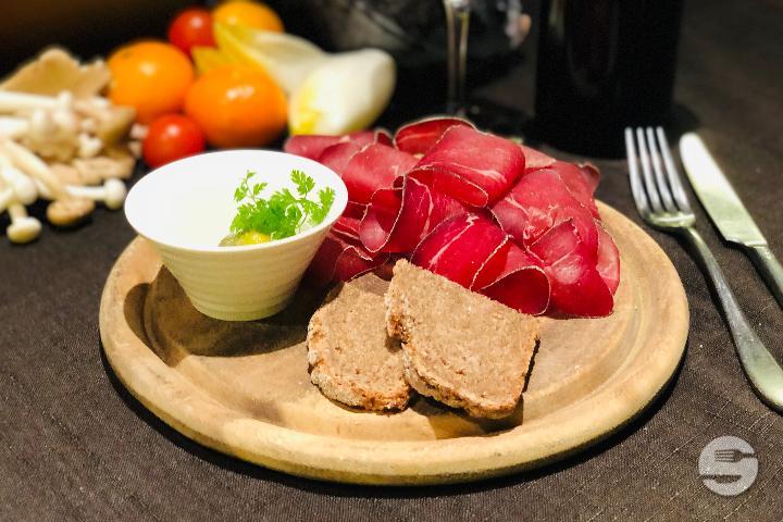 Assiette de viande séchée du valais - Le Loup Blanc