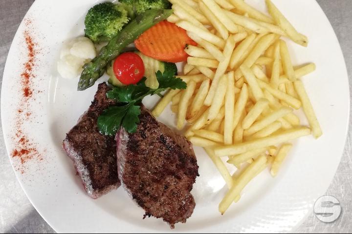 Médaillons de Boeuf - Le Bourg-Ville