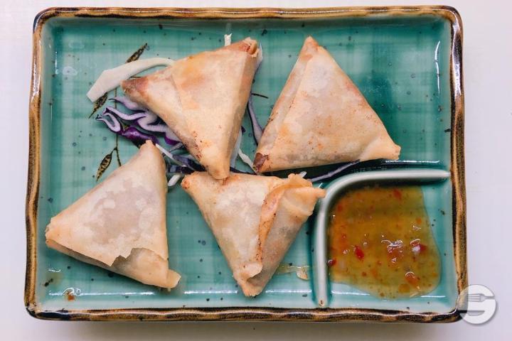 03. Golden Triangle with Chicken - China House