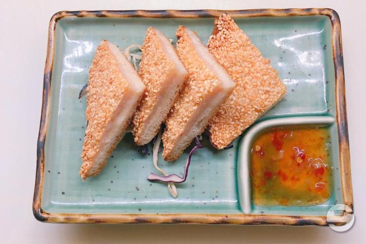 09. Shrimp Toast - China House