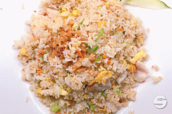 22. Fried Rice with Chicken - China House