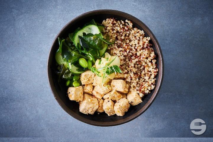Tofu Edamame Poké - Yooji's Bahnhof Bern