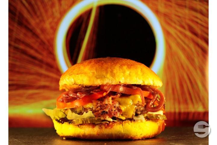 Bacon Burger - Zippy Burgers