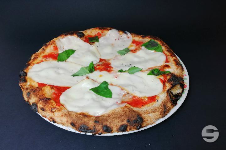 Cristian - Pizzeria Ausonia