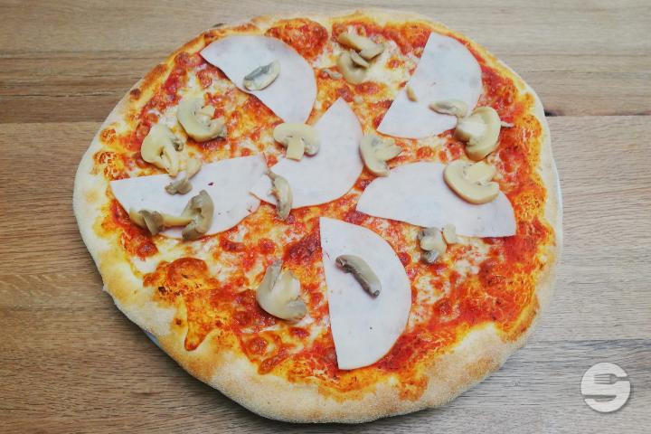 Pizza Arrabbiata - Point Kebab