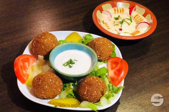 Falafel plate - Roudayna
