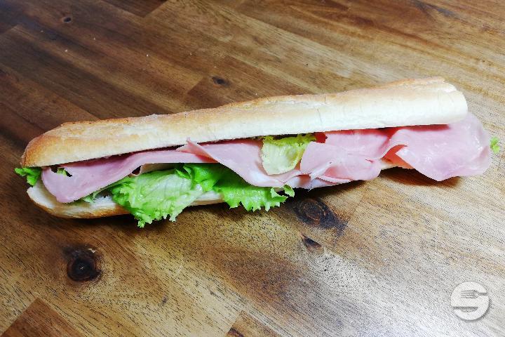 Sandwich au Jambon - Délices Express