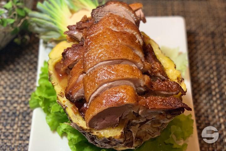 608 Canard à l'ananas - L'Ananas