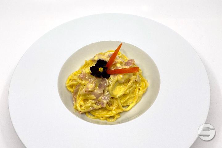 Spaghetti Carbonara - Tre Soli Tre