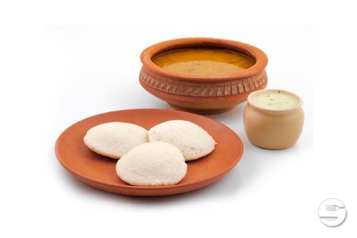 Idli mit Sambar & Chutney - Way to India