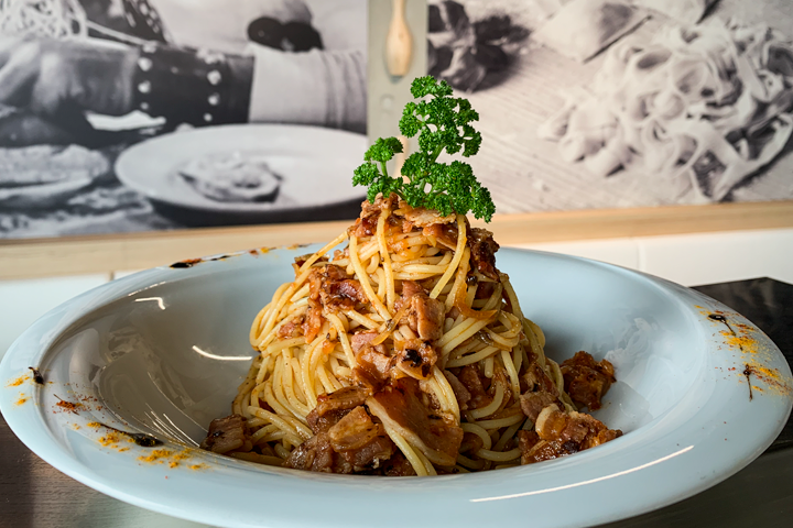 Pâtes Amatriciana - The Bowling Hotel