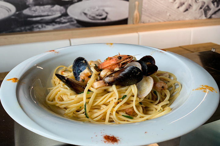 Pâtes Fruits de Mer - The Bowling Hotel