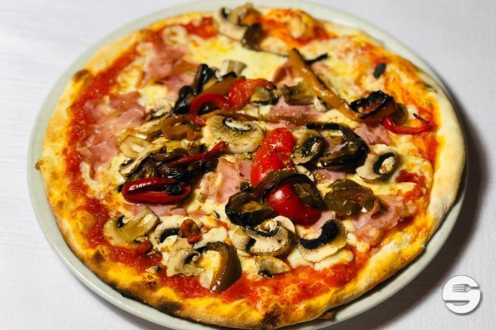 Quattro Stagioni - Treff - Pizzeria & Sushi Bar