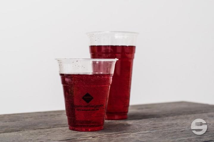 SODA RASPBERRY - Swing Kitchen - Vegan Burger