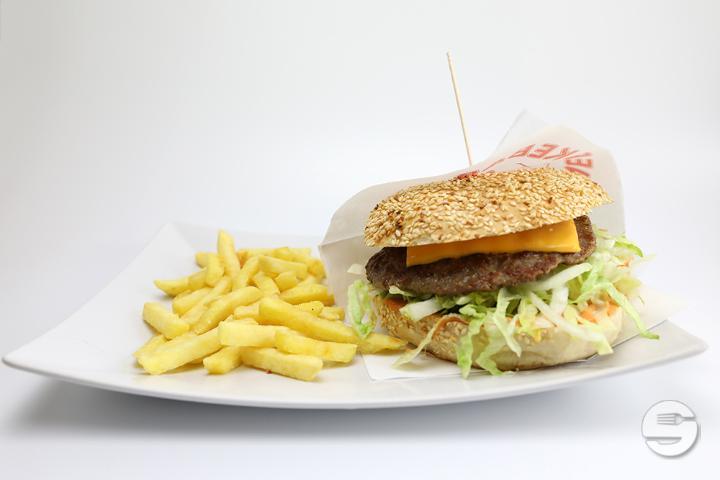 XXL Cheeseburger Menü - Goranac