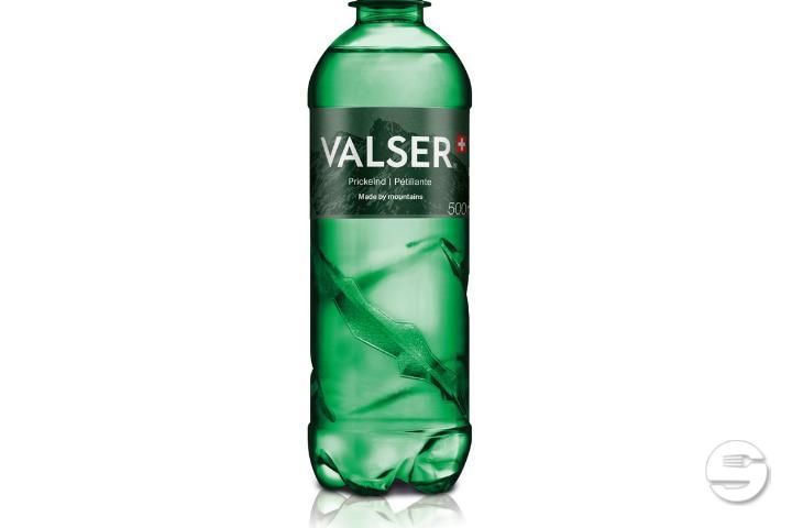 Valser Eau Plate - The Corners