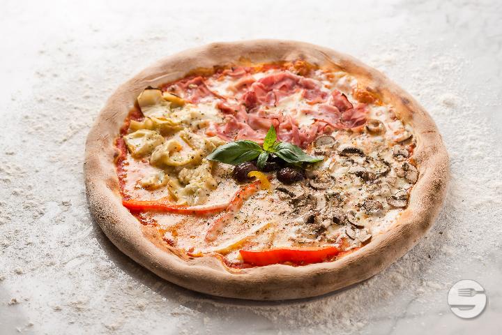 Quattro Stagioni con Mozzarella Fior di Latte - Pizzeria Ristorante Molino Select