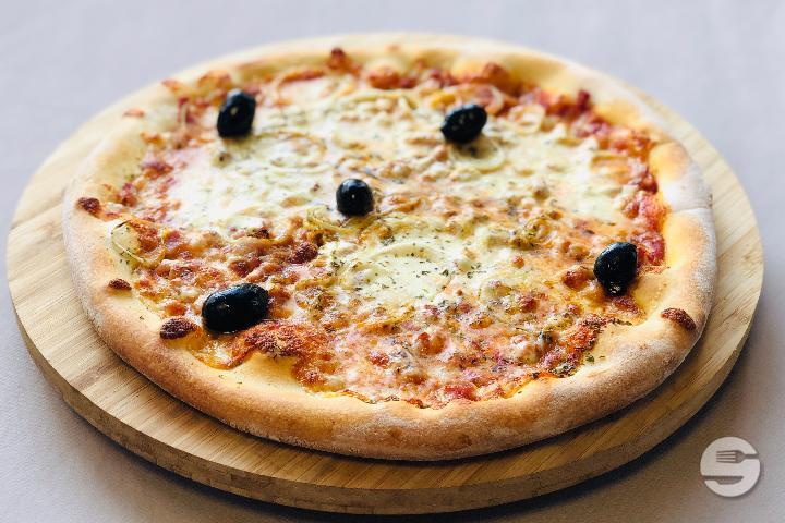 Peasant Pizza - L'Artisan Pizza Maker