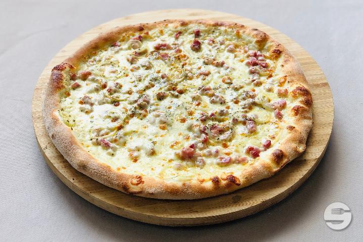 Gratinated Pizza - L'Artisan Pizza Maker