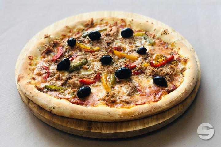 Pizza Tuna - L'Artisan Pizza Maker