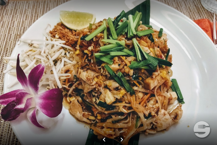 Kai Pad Med Ma Muang - Ying's Thai Kitchen