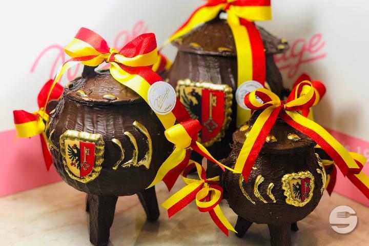 Filled chocolate pot - Pâtisserie Mage