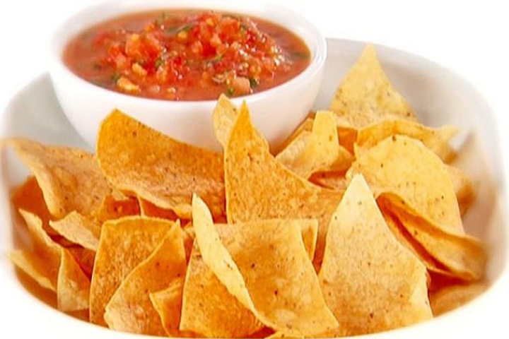 Nachos & Salsa Combo - Joe's Foodbox