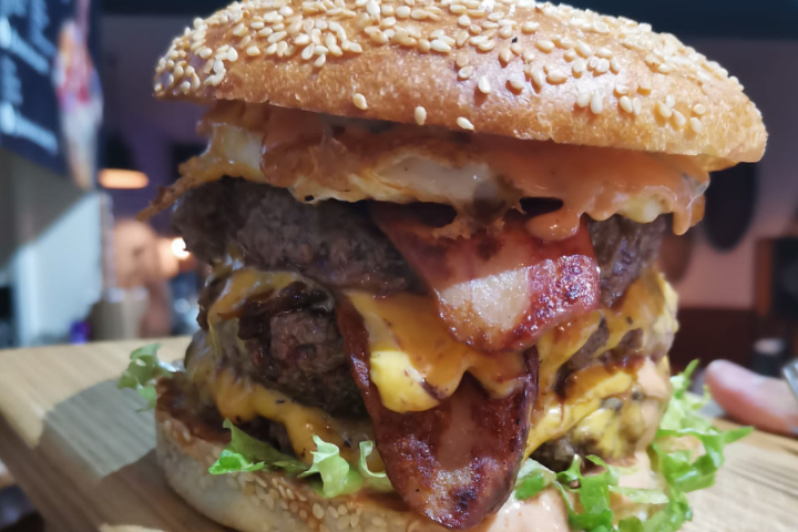 Burger Everest - Burgers & Brothers